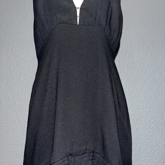 AURA Black Tiered Boho Maxi Dress with Deep V Neck Sheer Ruffled Skirt EUC -  L - Picture 3 of 14